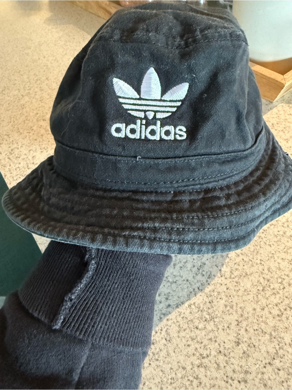 Adidas bucket hat